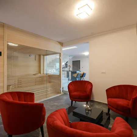 Appartement 8 *