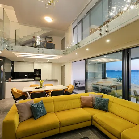 8 Appartement *