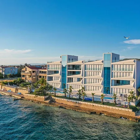8 Apartamento